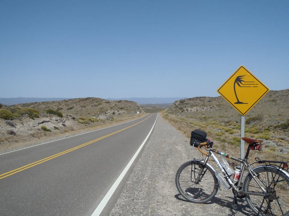 自転車で車道を走るのが怖いのです Bicycle Post