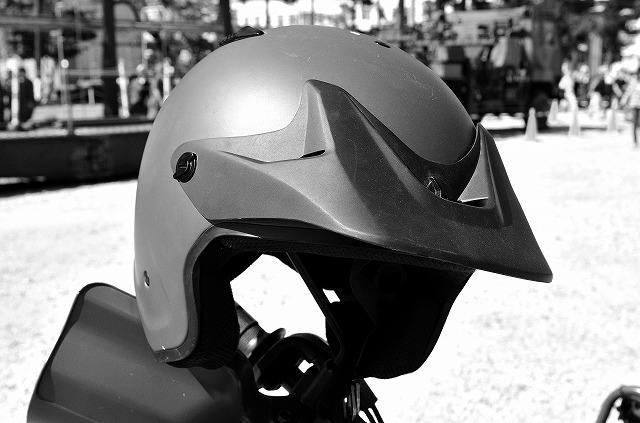 ロードバイクのヘルメットを塗装してオリジナルのヘルメットにしよう！