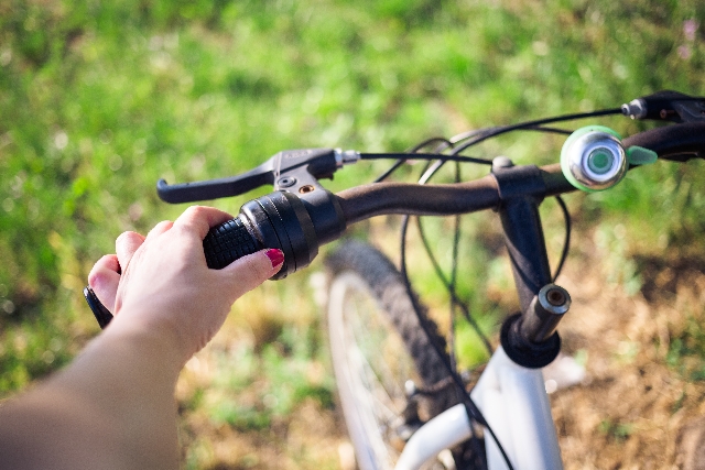 自転車のブレーキの位置を調整してみよう！