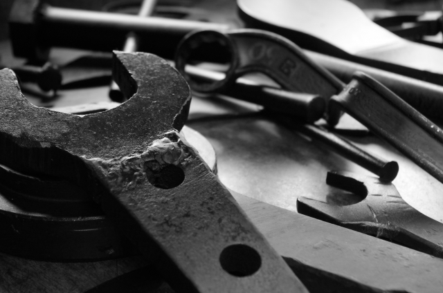 ロードバイクのチェーンを交換するために必要な道具や手順