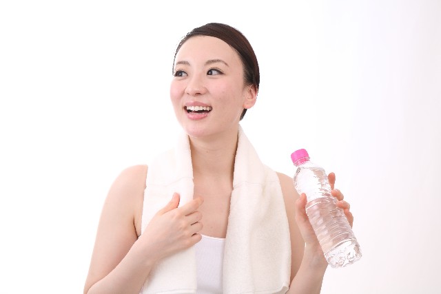 水泳は全身の筋肉トレーニング！！プロテインを摂取しよう
