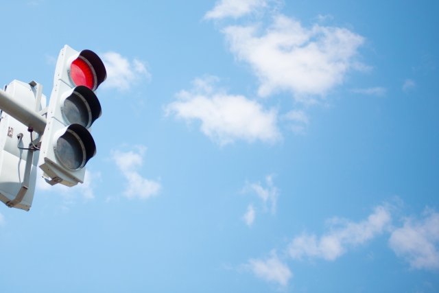 ロードバイクに乗るなら手信号を使えるようになろう