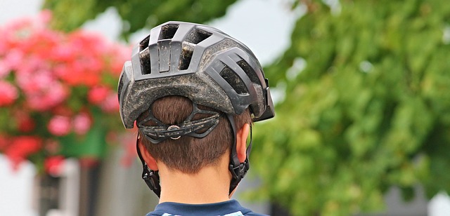 自転車に乗る際はヘルメットをかぶろう！選び方やおすすめは